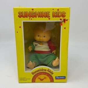 Sunshine Kids 1981 Vintage 6 inch Girl Doll in Package